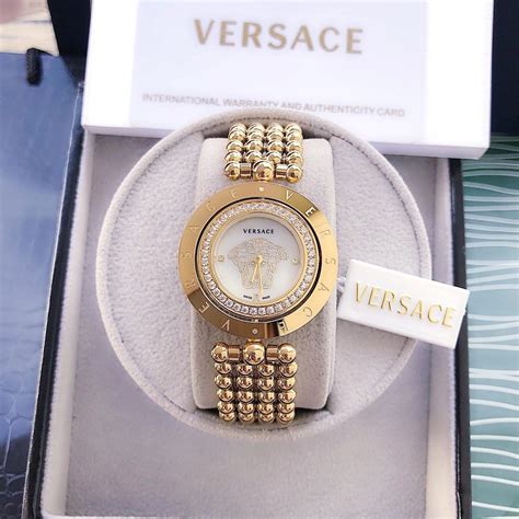 đồng hồ versace